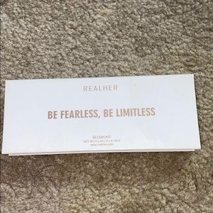 Realher Be Fearless, Be limitless Bush kit